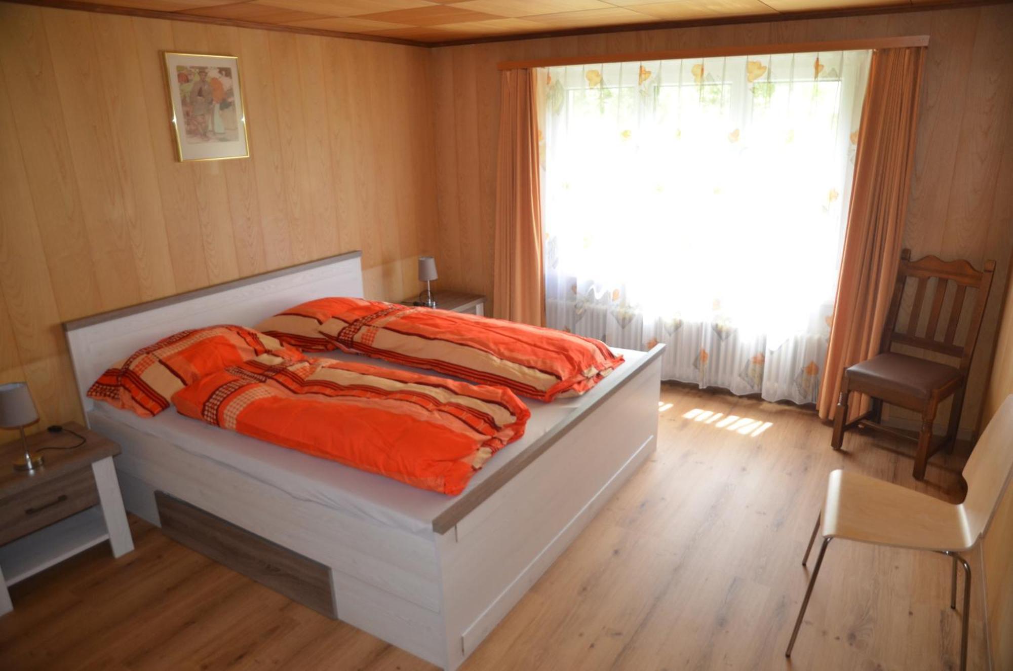 Grosse, Schoene Wohnung Im Gruenen Brig Kültér fotó